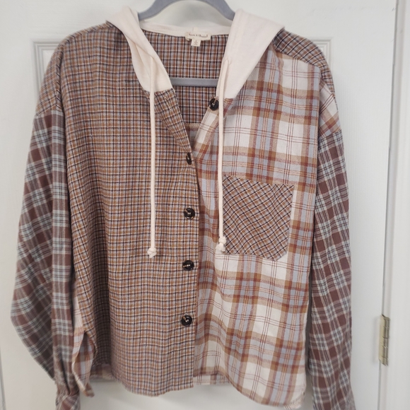 Hem & Thread Flannel - Picture 5 of 13